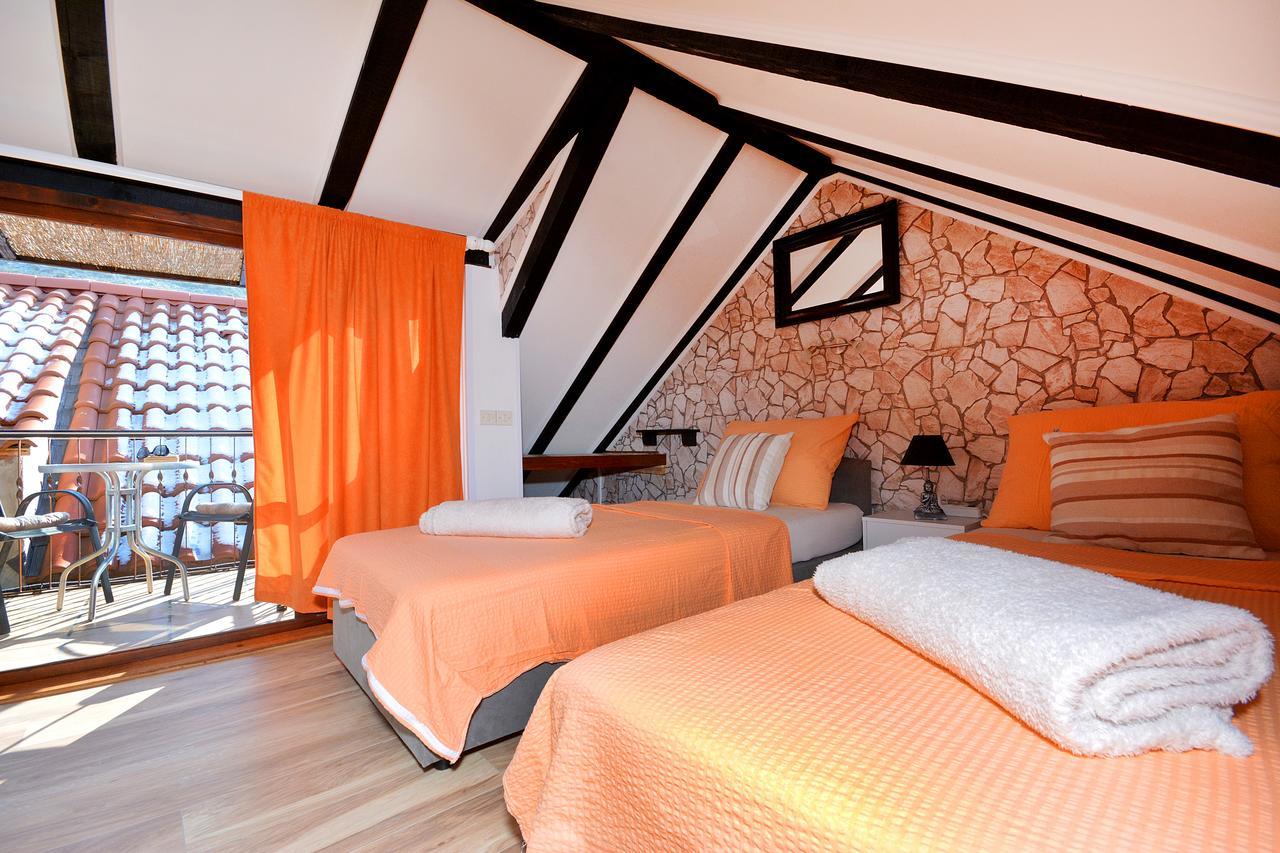 Apartments & Rooms As Βις Εξωτερικό φωτογραφία